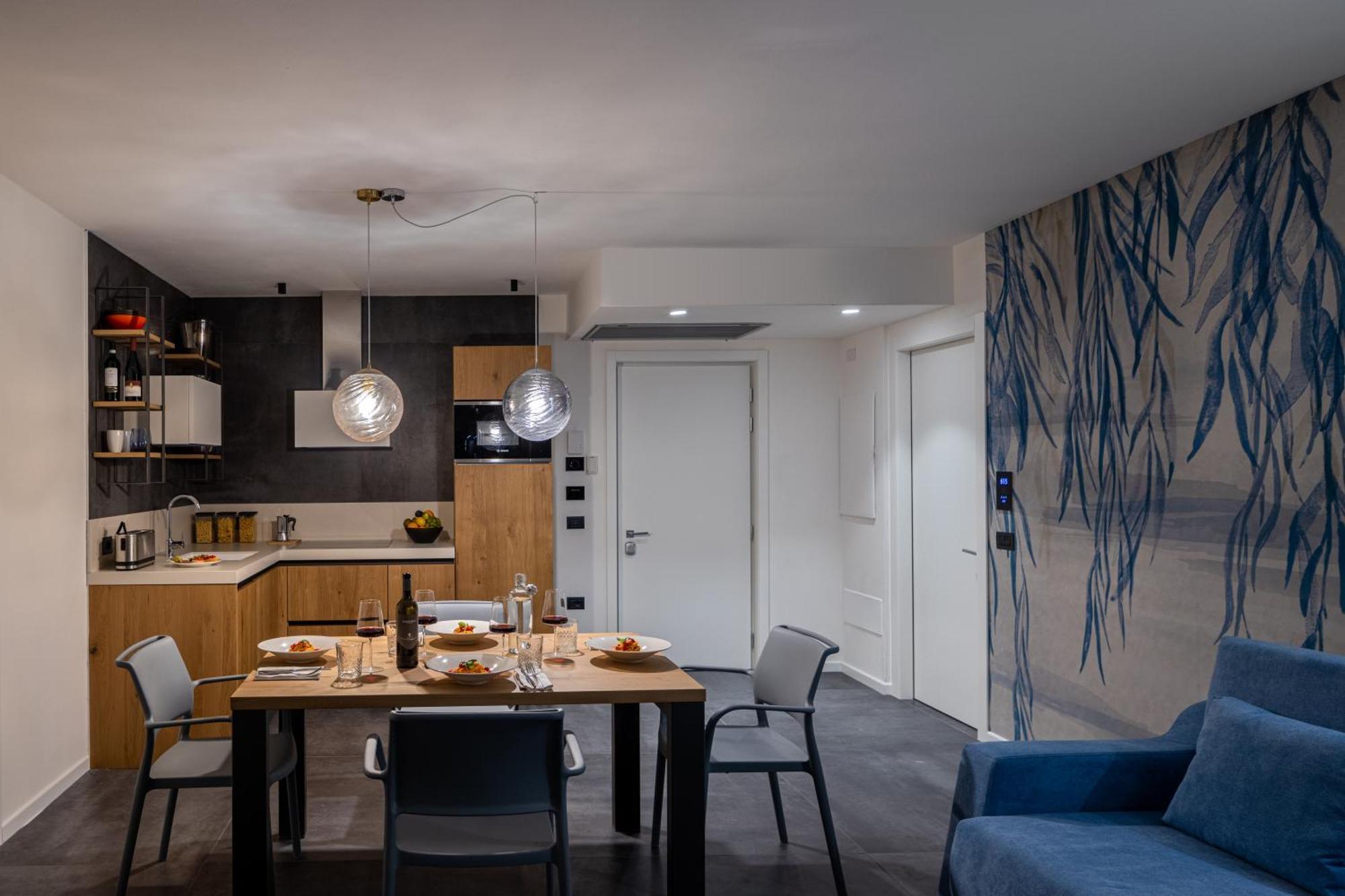 Aris Apartments & Sky Pool - Tonelli Hotels - Adult Friendly Riva del Garda Eksteriør billede